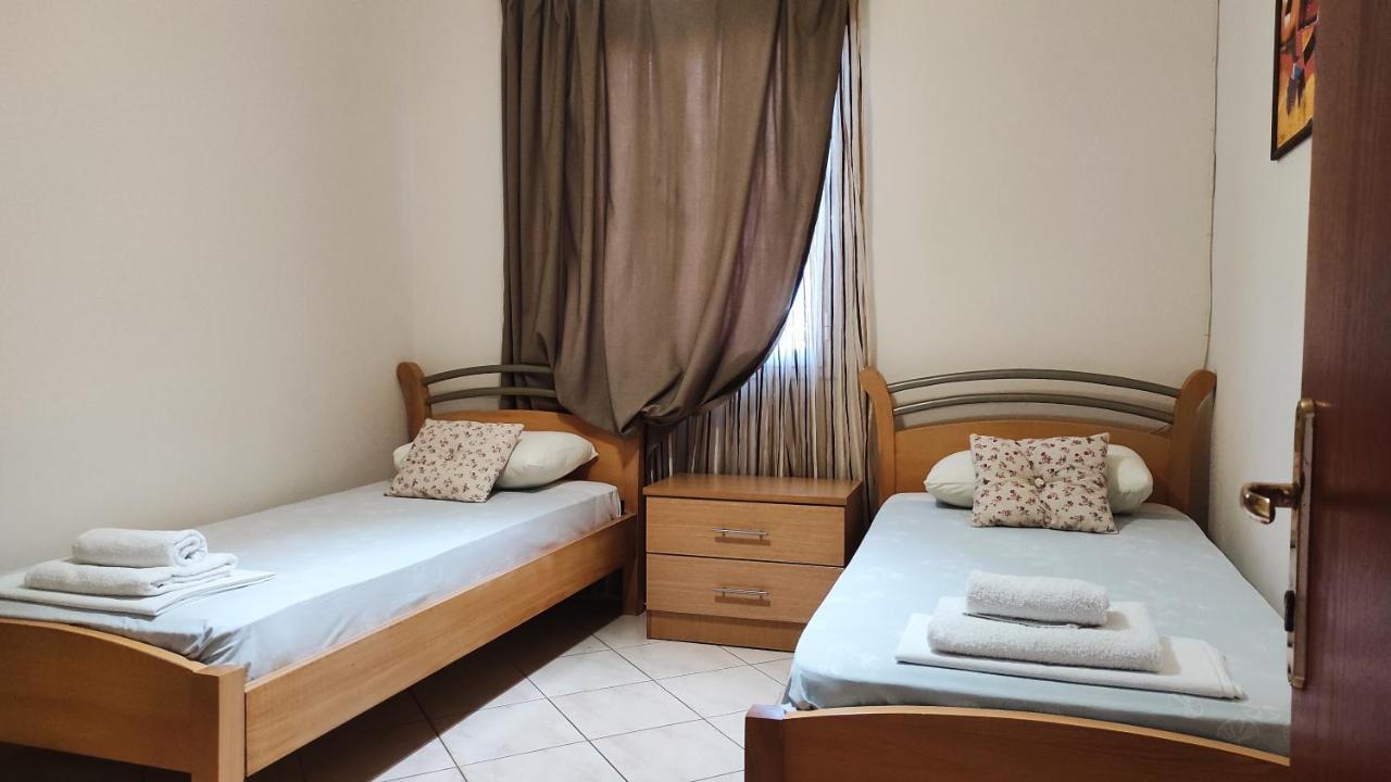 Guesthouse Villa Joanna&Mattheo ซารานเดอ ภายนอก รูปภาพ