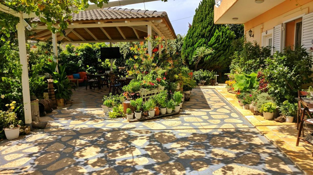 Guesthouse Villa Joanna&Mattheo ซารานเดอ ภายนอก รูปภาพ